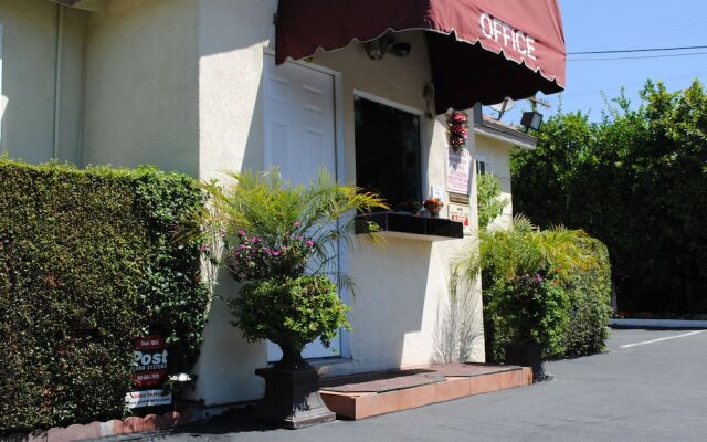 Rose Bowl Motel