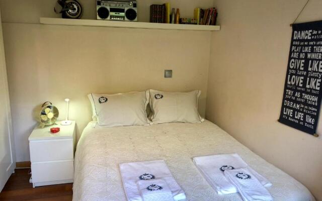 Annex bedroom-Oporto Garden