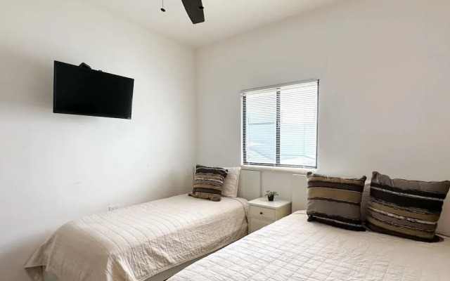 Serene Retreat With Exclusive Pool Haven