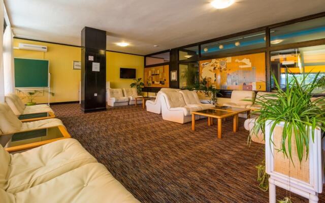 Hotel International