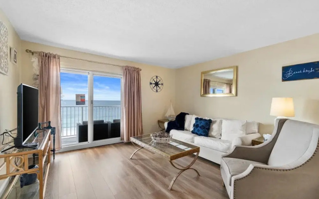 Moonspinner by Book That Condo