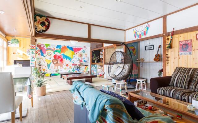 Guesthouse Asobi Factory - Hostel