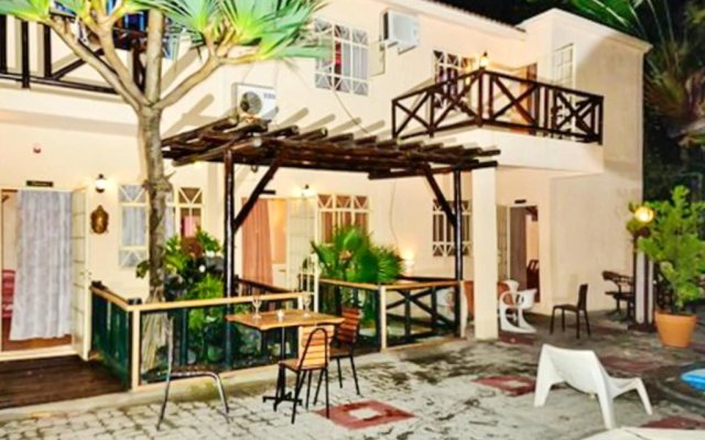 Studio in Pereybere, With Pool Access, Furnished Terrace and Wifi - 1