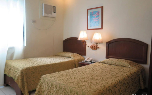 OYO 210 Apple Tree Suites