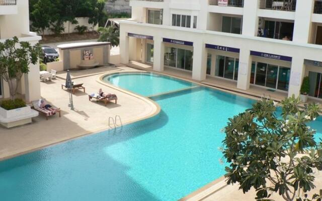 T.W.Jomtien Beach Condo