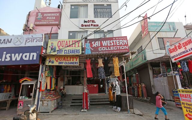 OYO Flagship 9554 Hotel Grand Plaza