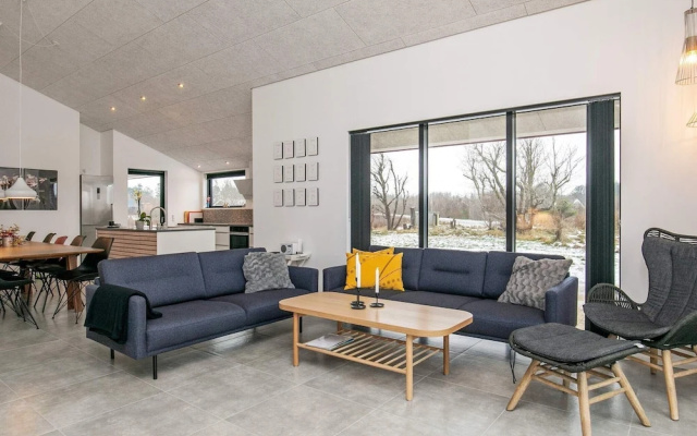 10 Person Holiday Home in Lokken