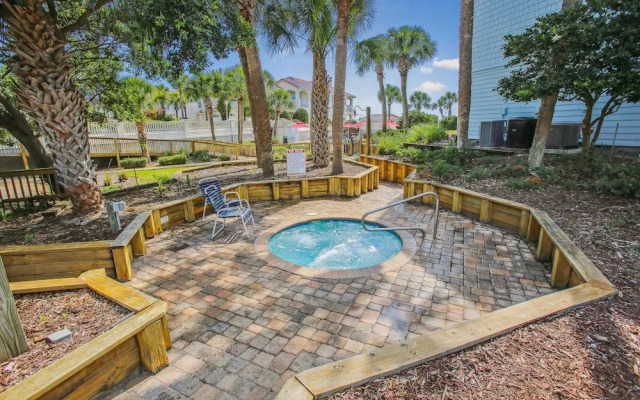 St. Augustine's Oceanfront Oasis: Hibiscus F102