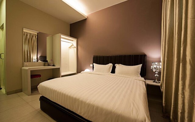 Seven Boutique Hotel