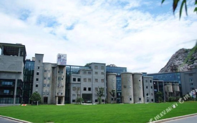 Hangzhou Phoenix Creative Hotel