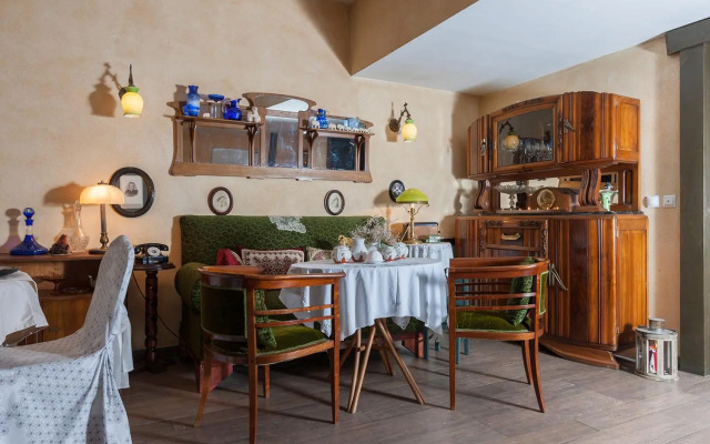 The Zaimki Chalet