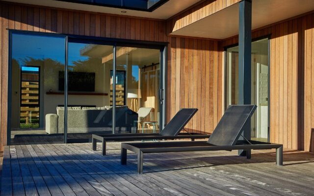 Glenburn Coastal Retreat