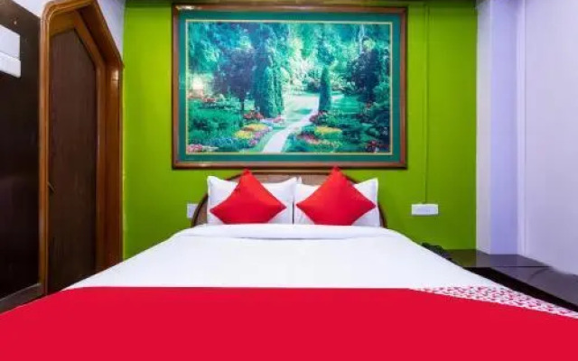 Shree Malak Hotel by OYO Rooms