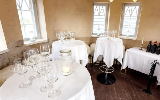 Bårdshaug Herregård