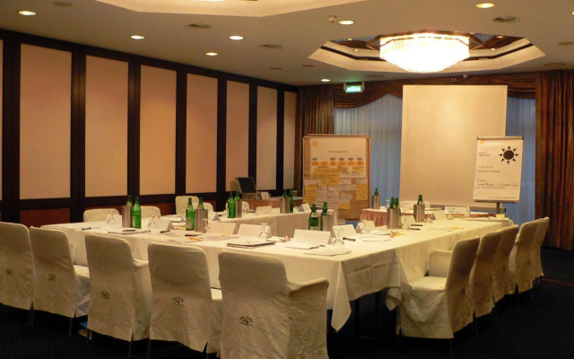 Park Hotel Ahrensburg by Centro