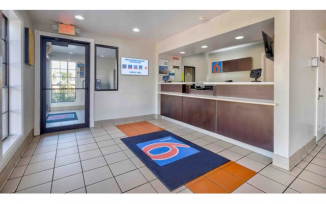 Motel 6 Bryan, TX - College Station