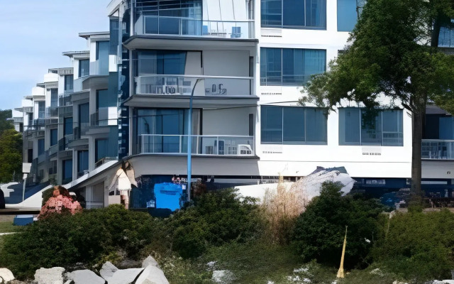 Ocean Promenade Hotel