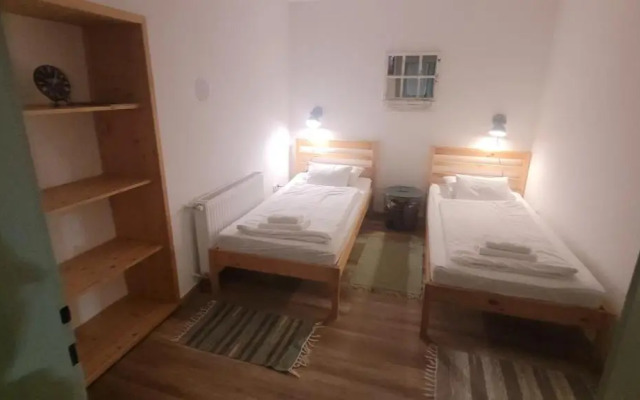 Zrínyi 11 Apartments