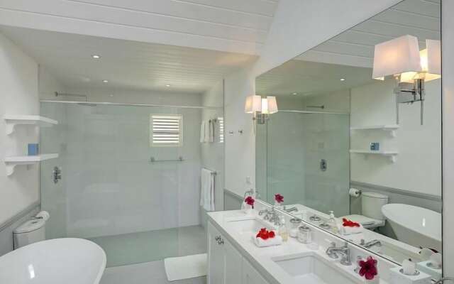 Villa Point of View
