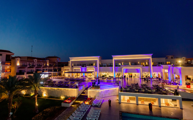 The V Luxury Resort Sahl Hasheesh