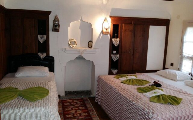 Sari Konak Otel