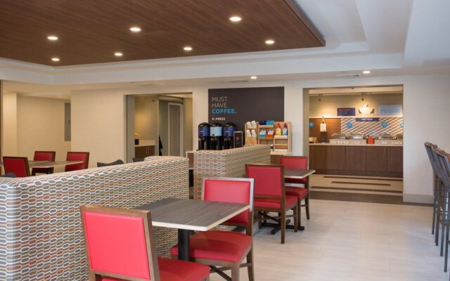 Holiday Inn Express Chelmsford by IHG