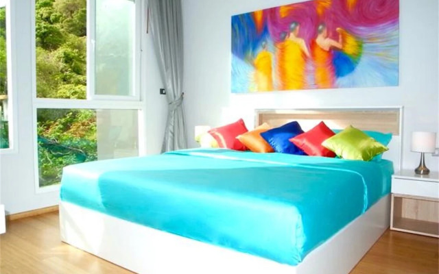Emerald Patong 2 bedrooms Apartment Mountain View