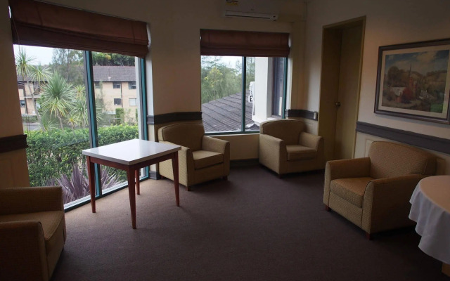 Killara Hotel & Suites