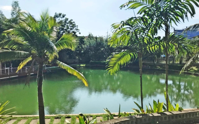 Royal Lee Resort & Spa