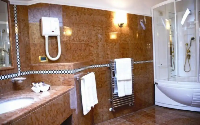 Hotel Serino