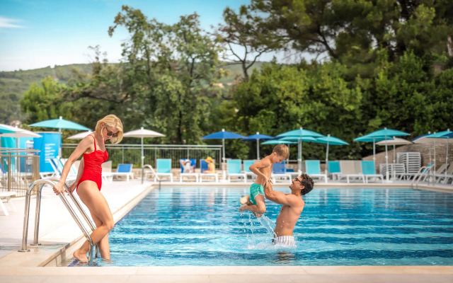 Sunny Makarska by Valamar
