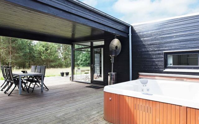 8 Person Holiday Home in Ebeltoft