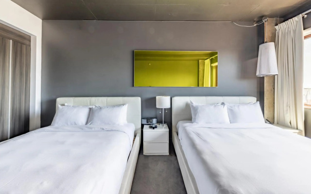 Hotel Zero 1