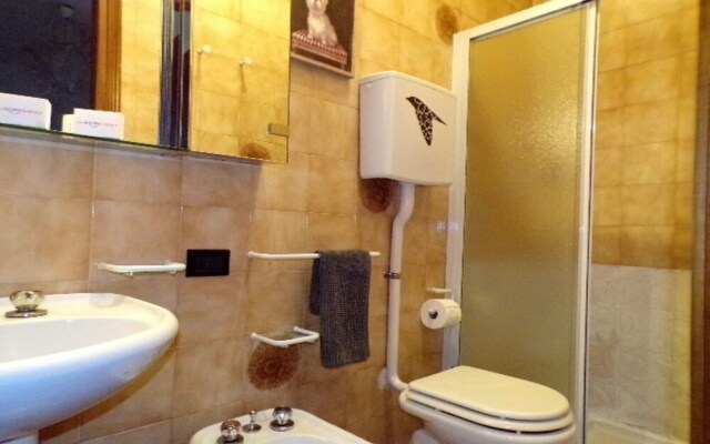 Villetta Mazzini Front Lake