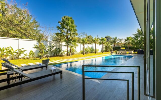 Large Private Pool Villa with 7 BR 7B