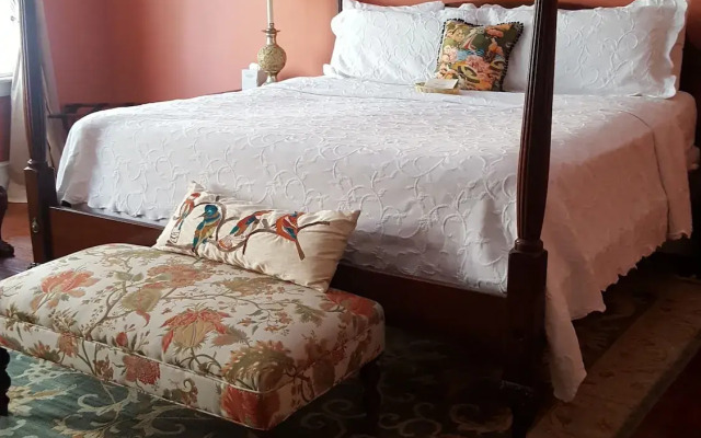 Barksdale House Inn