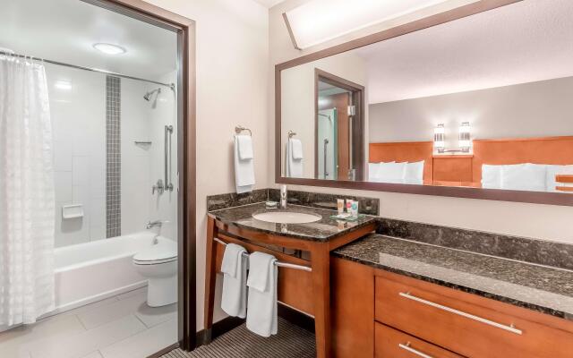 Hyatt Place Charlotte Airport / Billy Graham Parkway