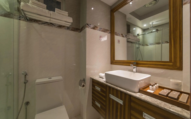Samann Host Hotel