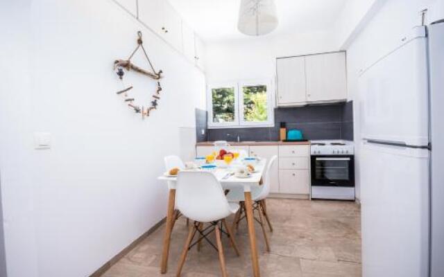 Irini Apartments and Studios