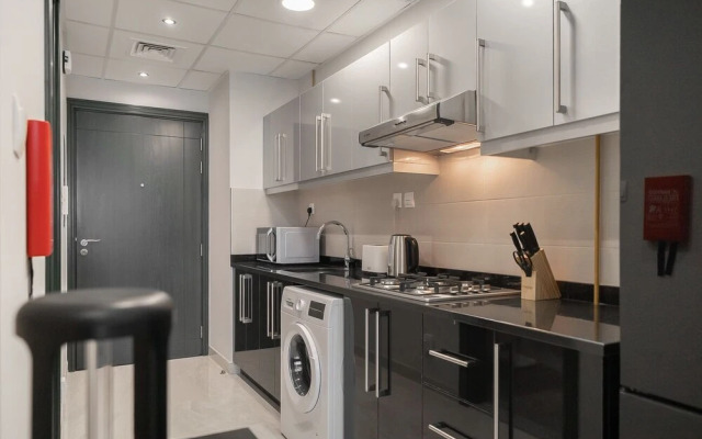 Luton Vacation Homes-Elite Business Bay