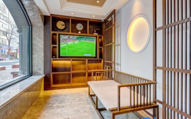 Rezen Dong Hotel (Harbin Railway Station)