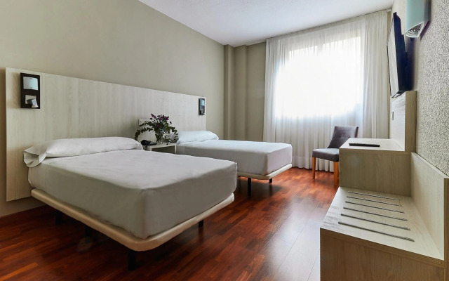 Hotel Zaragoza Royal