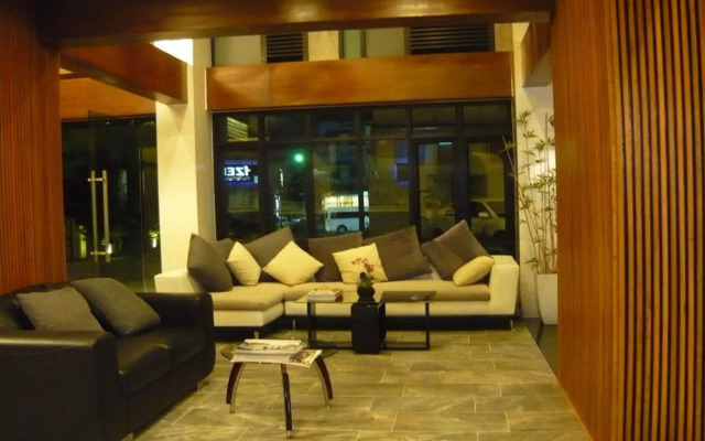 Izen Budget Hotel & Residence