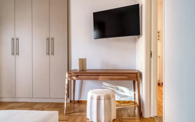 Luxurious Stylish 2 Bd Villa in Voula