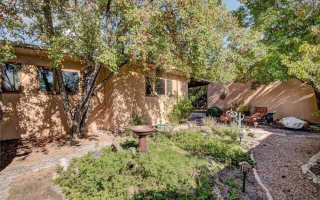 Plaza Splendor - Three Bedroom Home