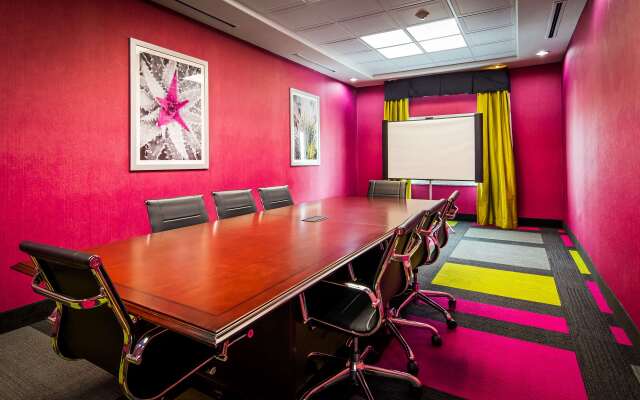 Best Western Plus Dilley Inn & Suites