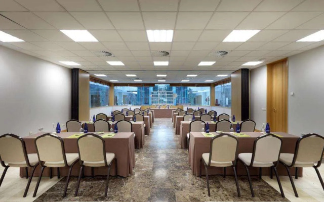 Exe Gran Hotel Almenar