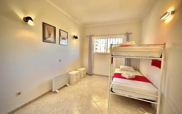Albufeira Marina SOL With Pool by Homing