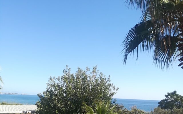 Kayra Beach Otel