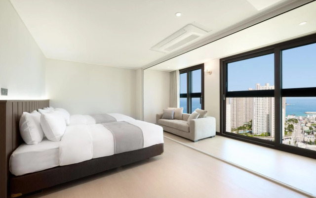 The Hotel Sokcho by Best Western Signature Collection